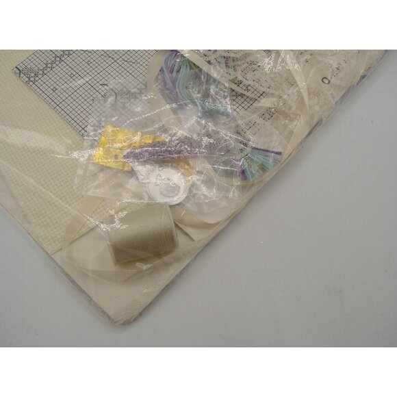 NEW The Creative Circle Cross Stitch Kit 9" Lilacs & Lace Cornucopia ACOC #1966 - Picture 6 of 11